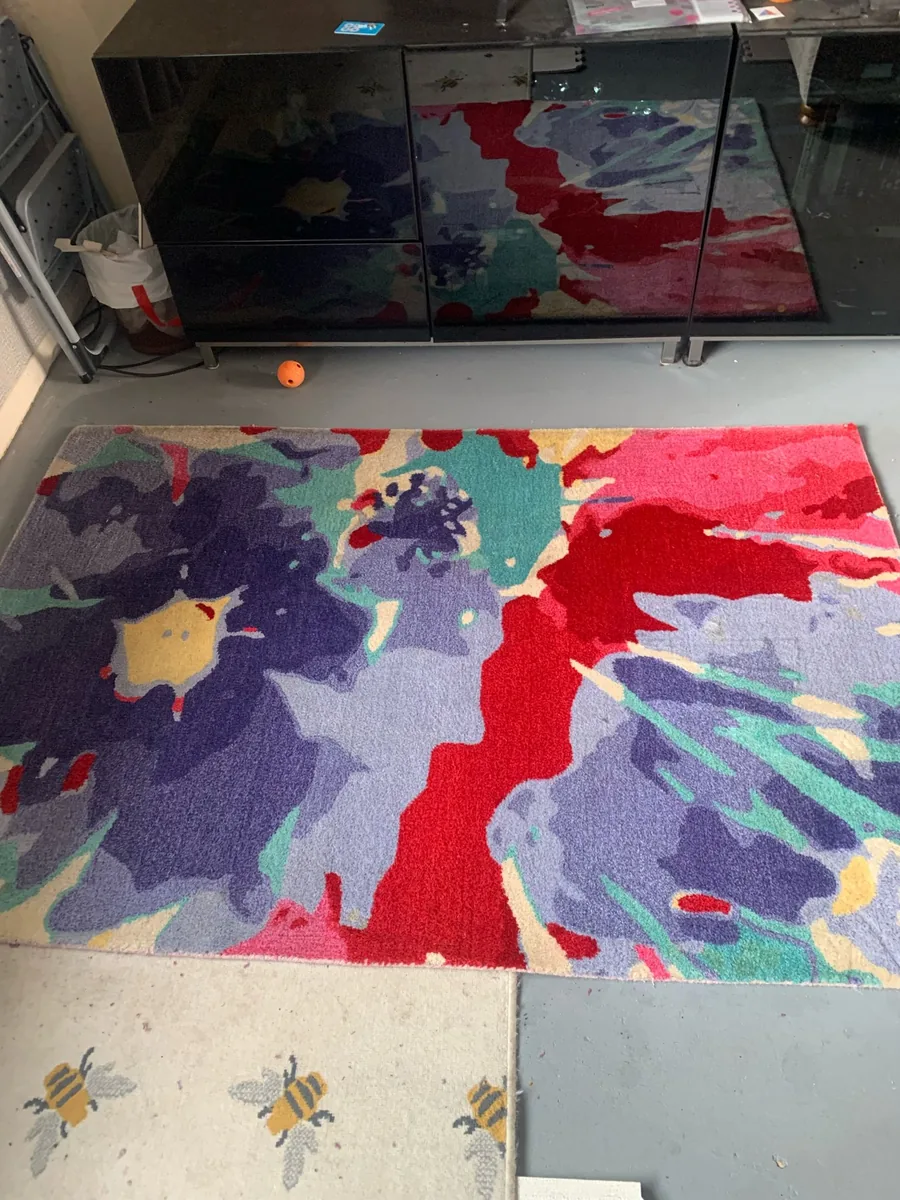 Patterned rug after cleaning in Scunthorpe by W.M Carpet Cleaning Services